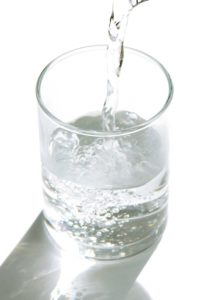 1日に飲む水分量はどれくらい？？